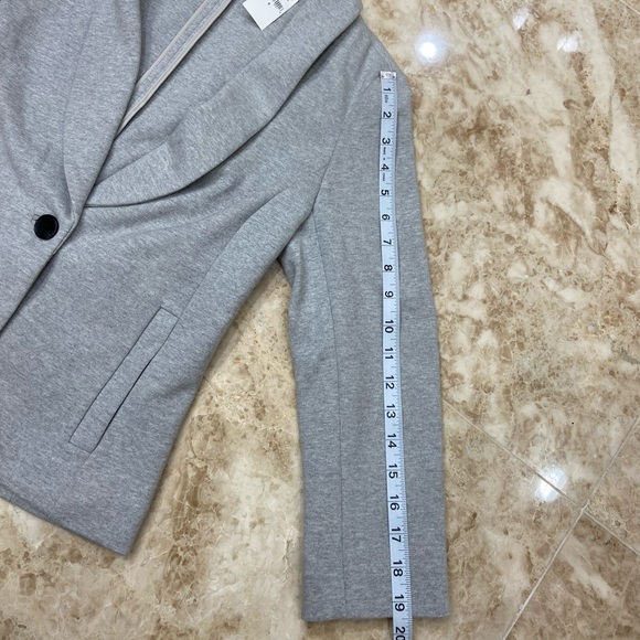 Gap Blazer. Size Small. Grey - Picture 7 of 9